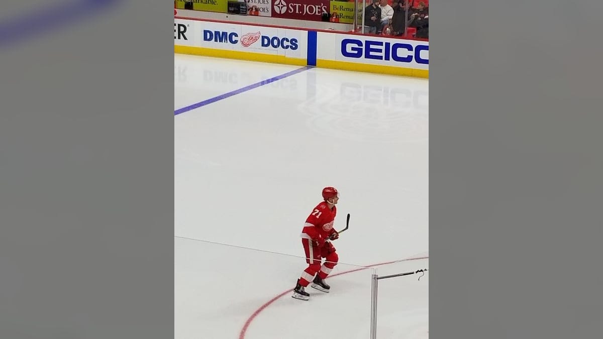 Dylan Larkin Booed by Red Wings Fans, Placed on Injured Reserve Amid Trade Request