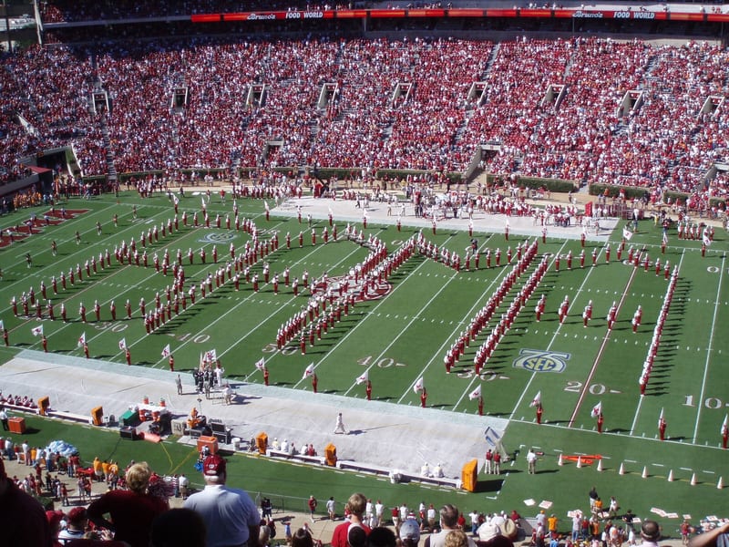 Alabama football stadium and facilities in Tuscaloosa